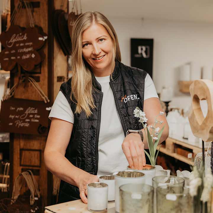 Steffi im Lädla